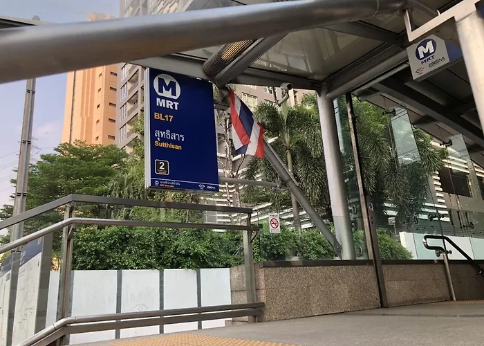 Hotel Rq Opsian Ratchada Service Apartments