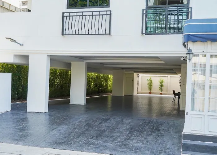 Rq Opsian Ratchada Service Apartments Hotel Bangkok