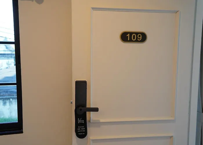 Rq Opsian Ratchada Service Apartments Hotel Bangkok
