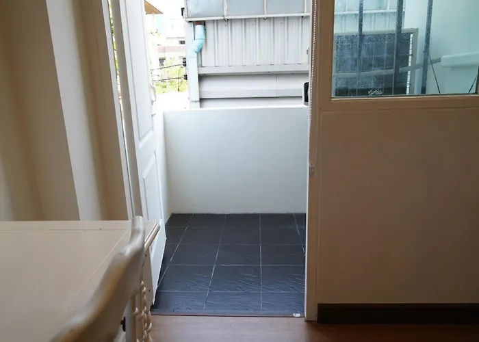 Rq Opsian Ratchada Service Apartments
