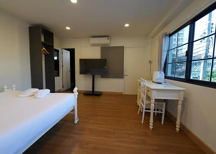 Hotel Rq Opsian Ratchada Service Apartments 3*