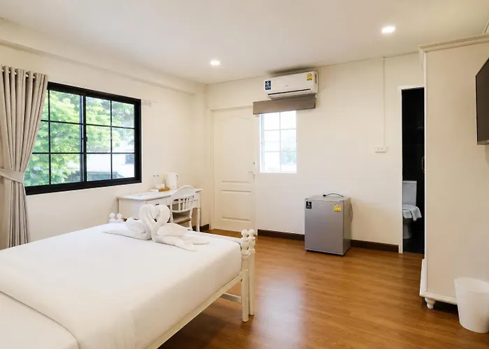 Rq Opsian Ratchada Service Apartments Hotel Bangkok