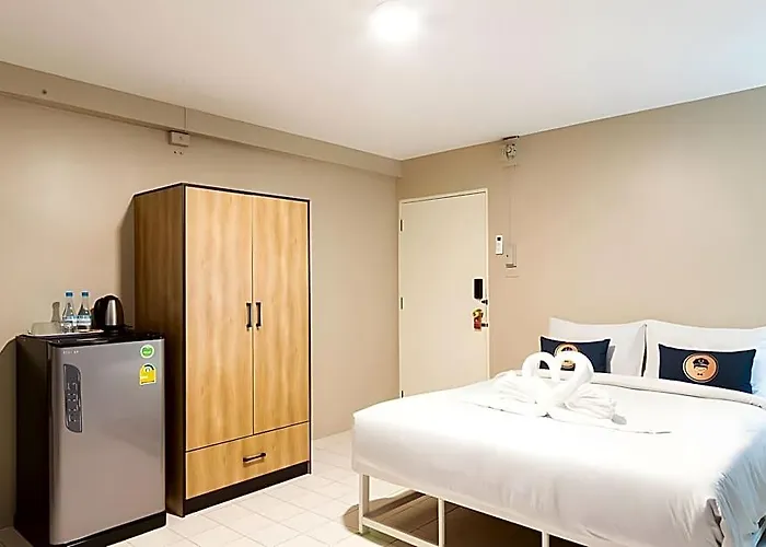 Rq Opsian Ratchada Service Apartments Hotel Bangkok